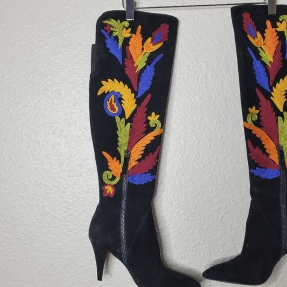 Alice + Olivia Corin Embroidered Suede Tall Heeled Boots Black Womens Size 5 - Picture 9 of 11